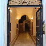 B&B Lorenzo 7Hillsrome